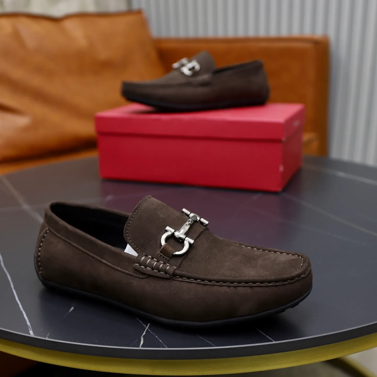 Men's men's shoes 💰462💰🙅‍♂️🙅‍♂️🙅‍♂️Niuli Brand: Ferragamo Standard code: Men's code 38/44 (45 customized) Grade: Same style as the official website Material: Original imported cowhide leather lining Original wear-resistant lightweight outsole Style category: Men's casual slip-on shoes Doudou shoes Noble luxury brand elements, top luxury color: actual picture color